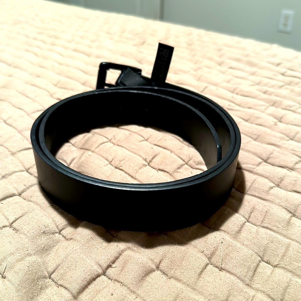 Black Aldo belt